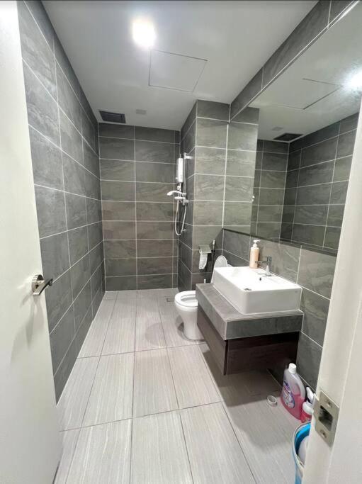 Apartment 2bed For 4 // Klia Xiamen Sepang